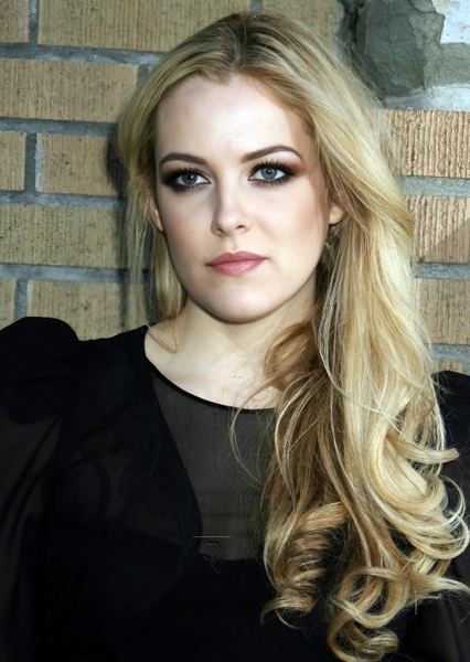 Riley Keough photo