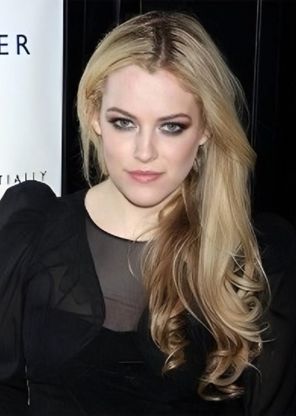 Riley Keough photo