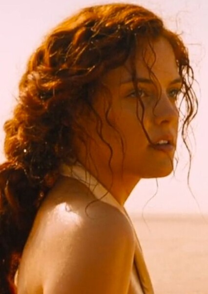 Riley Keough photo