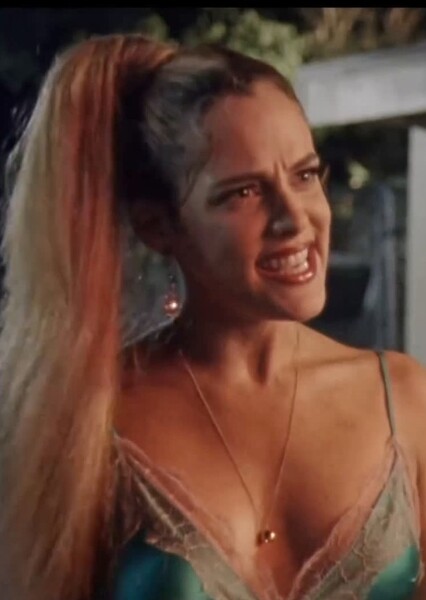 Riley Keough photo