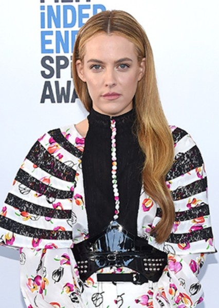Riley Keough photo