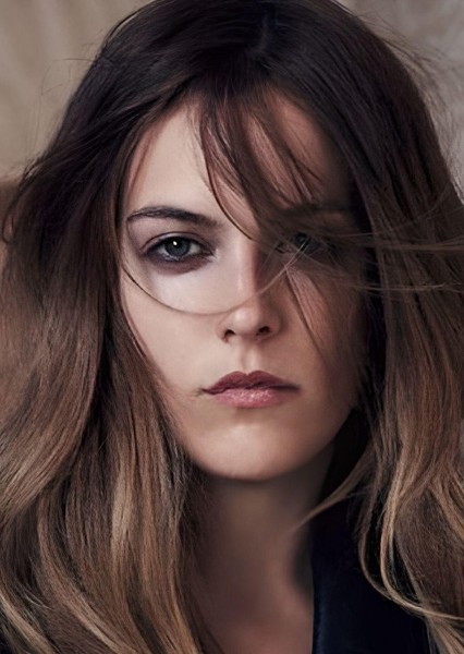 Riley Keough photo