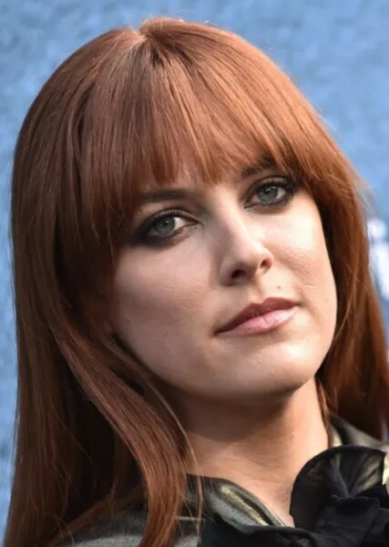 Riley Keough photo