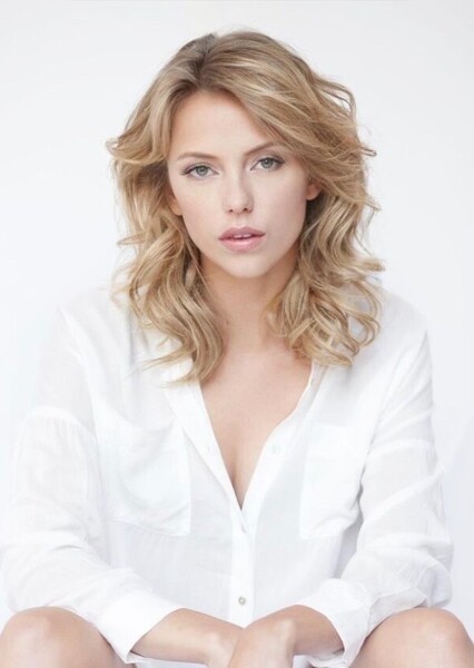 Riley Voelkel photo