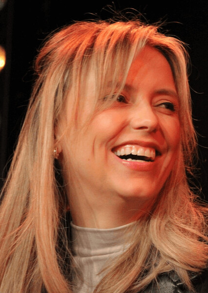 Riley Voelkel photo