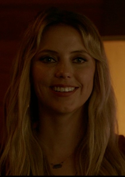 Riley Voelkel photo