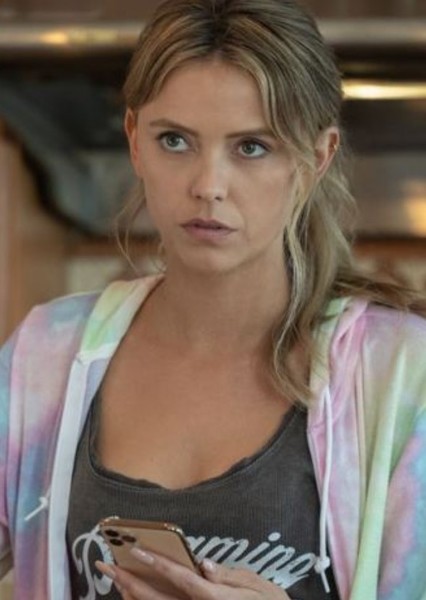 Riley Voelkel photo