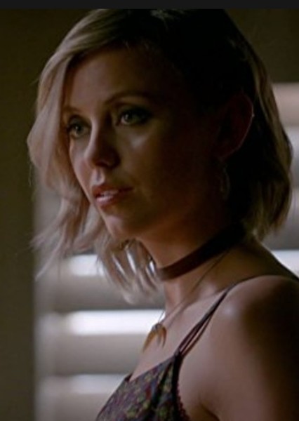 Riley Voelkel photo