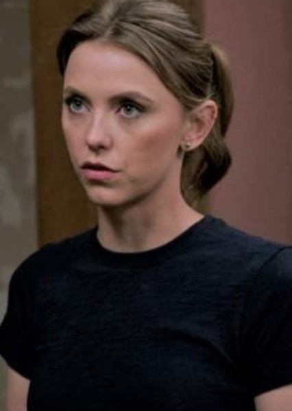Riley Voelkel photo