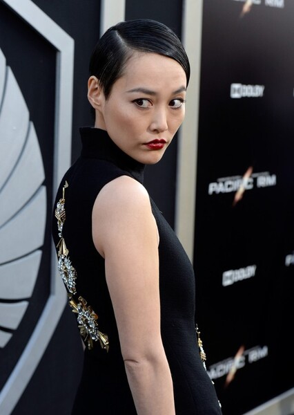 Rinko Kikuchi photo