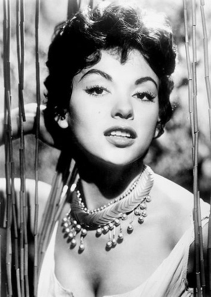 Rita Moreno photo