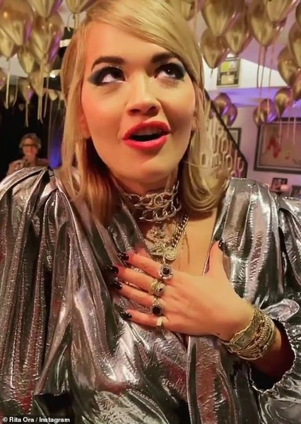 Rita Ora photo