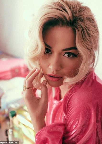 Rita Ora photo