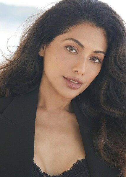 Riya Ray photo
