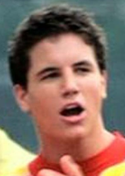 Robbie Amell photo