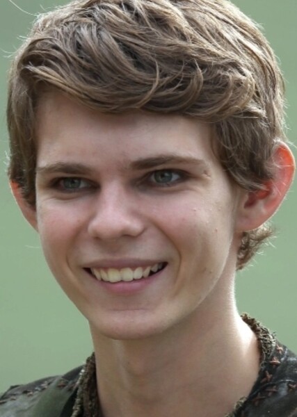 Robbie Kay photo