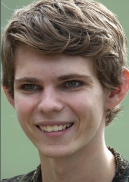 Robbie Kay photo