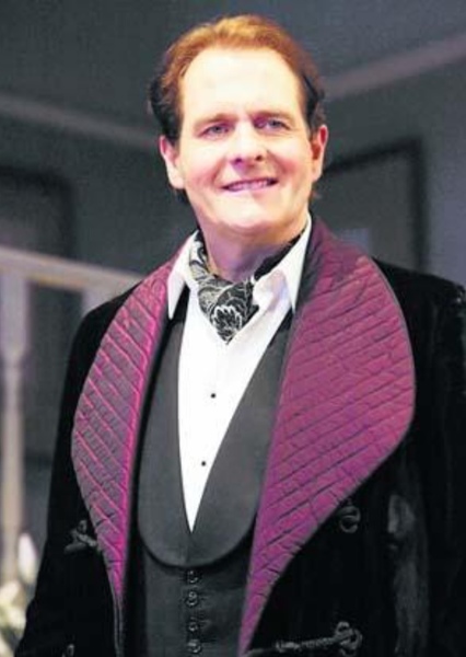Robert Bathurst photo