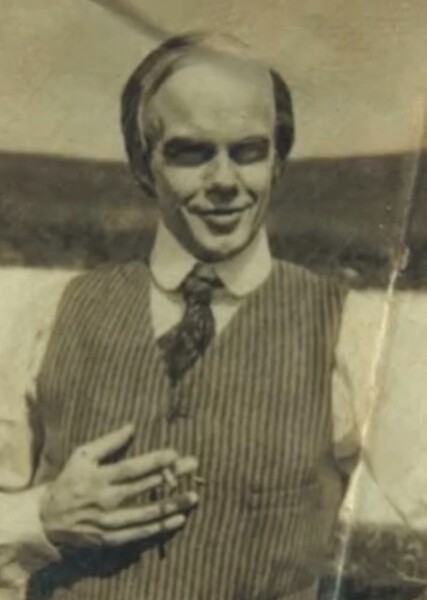Robert "Bob" Gray