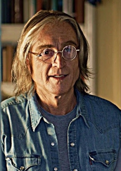 Robert Carlyle as Old Man Hippie in R Ō N I N