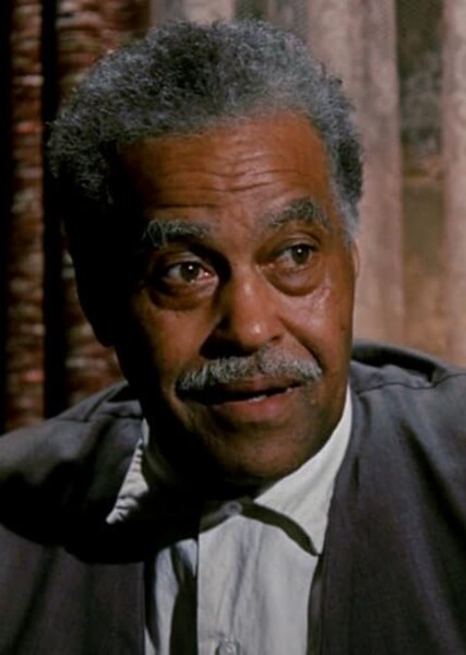 Robert Earl Jones