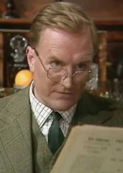 Robert Hardy photo