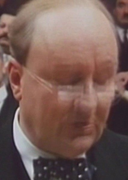 Robert Hardy photo