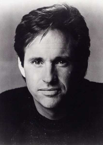 Robert Hays photo