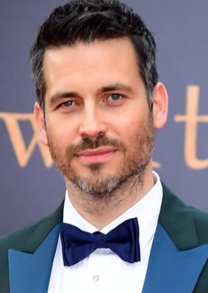 Robert James-Collier photo