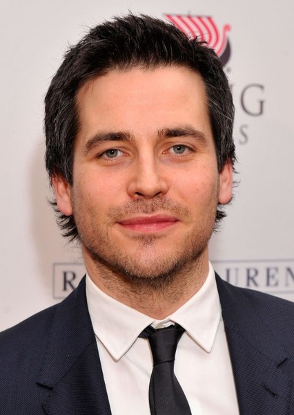 Robert James-Collier photo