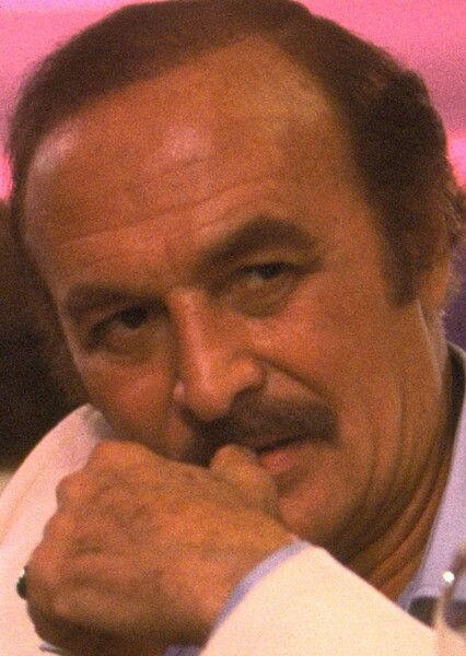 Robert Loggia photo