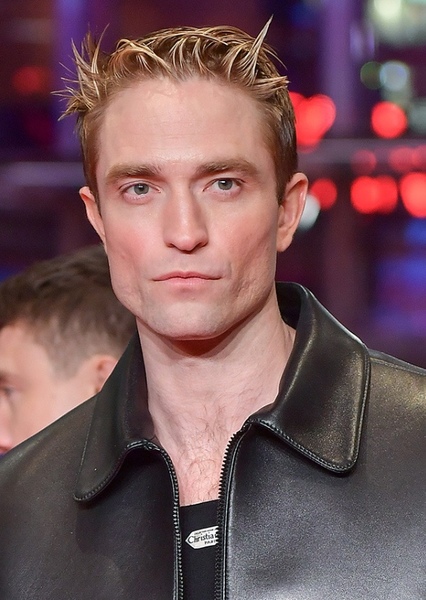 Robert Pattinson photo