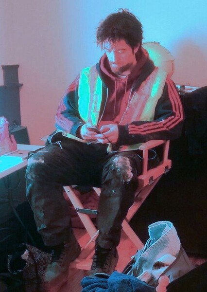 Robert Pattinson photo