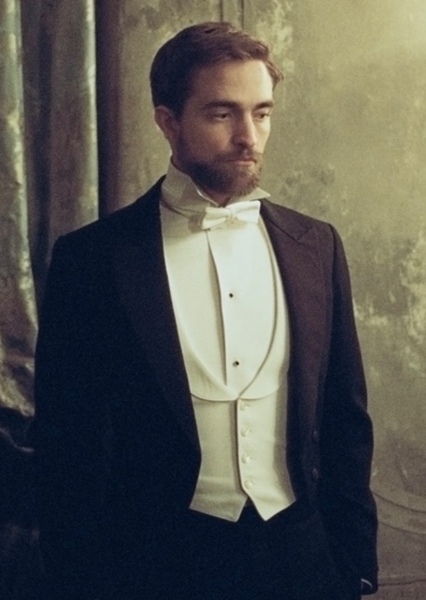 Robert Pattinson photo