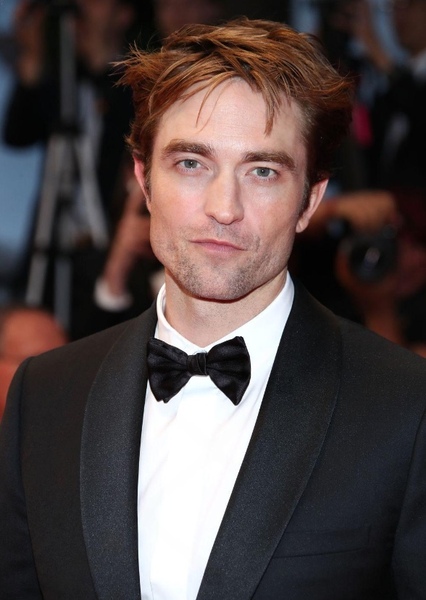 Robert Pattinson photo