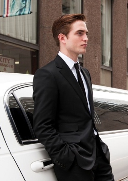 Robert Pattinson photo