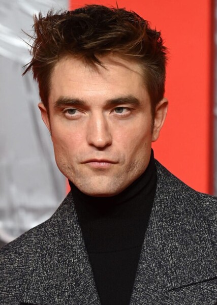 Robert Pattinson photo
