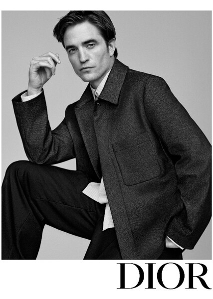 Robert Pattinson photo
