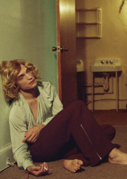 Robert Pattinson photo