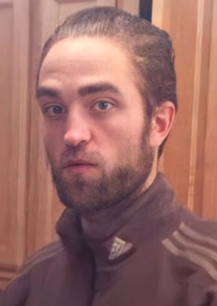 Robert Pattinson photo