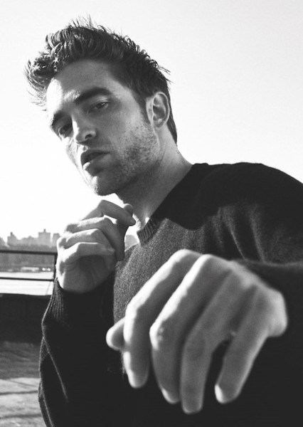 Robert Pattinson photo
