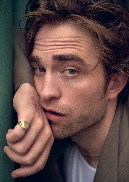 Robert Pattinson photo