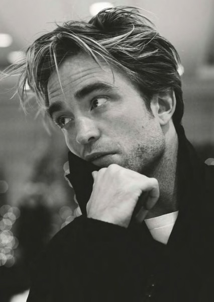 Robert Pattinson photo