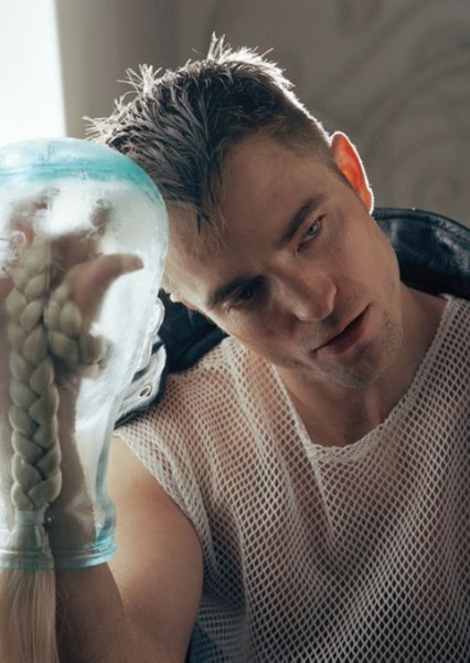 Robert Pattinson photo