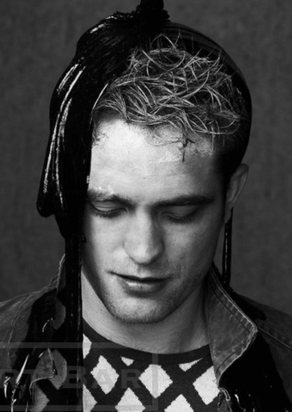 Robert Pattinson photo
