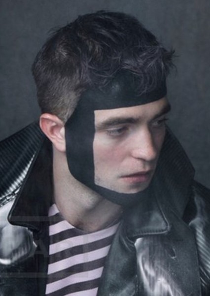 Robert Pattinson photo