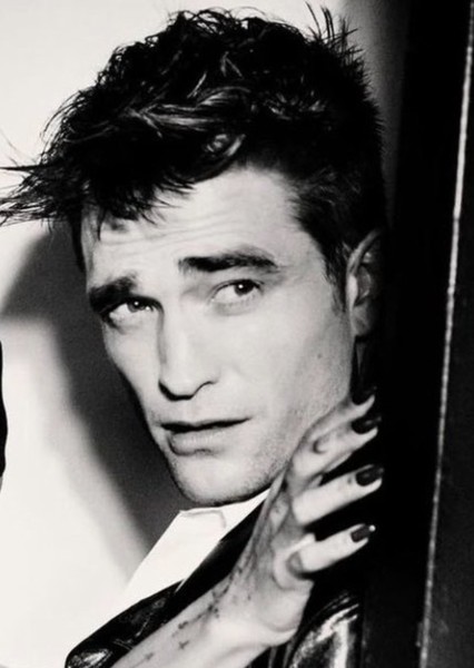 Robert Pattinson photo