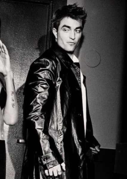 Robert Pattinson photo