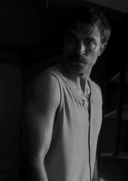 Robert Pattinson photo