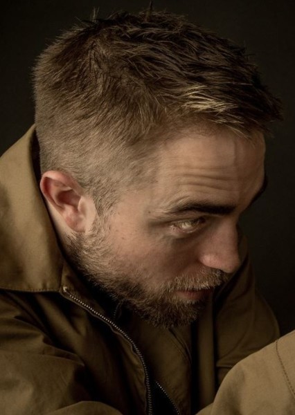 Robert Pattinson photo